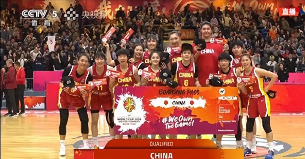 皇冠体育-光漂亮有啥用？4战15中4，失误多于进球数，球迷：咋进的国家队？