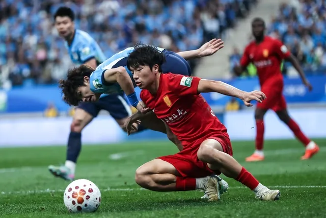 皇冠体育-李镇全：已开始恢复性训练，希望兄弟们在U23国足踢好比赛